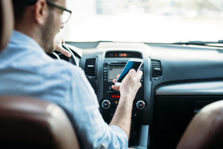 Injured in a Car Accident by a Distracted Driver - Louisville Injury ...